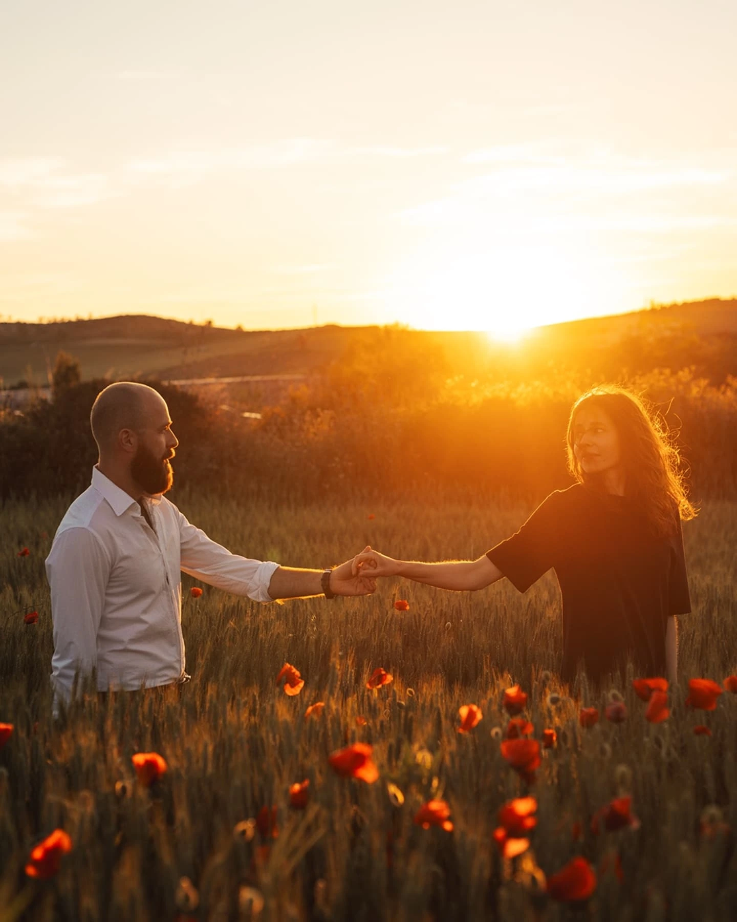 Love story in poppy fields 💔 Part 1 @asyashulgina @dshulgin #malaga#малага#granada#гранада#photographercostadelsol#photographerspain#malagaphotographer#granadaphotographer#photographermalaga#photogr Love story in poppy fields 💔 Part 1 @asyashulgina @dshulgin #malaga#малага#granada#гранада#photographercostadelsol#photographerspain#malagaphotographer#granadaphotographer#photographermalaga#photogr